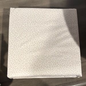 Leopard Print Flat Sheet (KING)